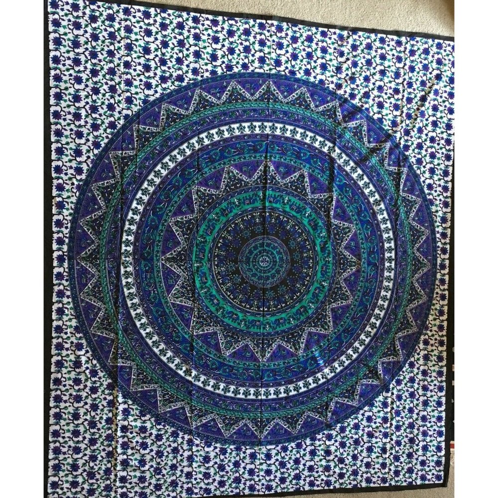 Pottery Barn Teen PBT Dorm Purple Green Purple Boho Mandala Tapestry New NWT